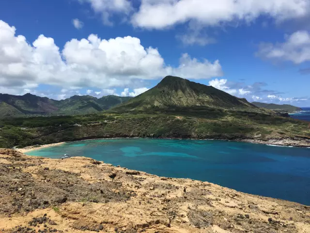 Heeft Hanauma Bay douches?